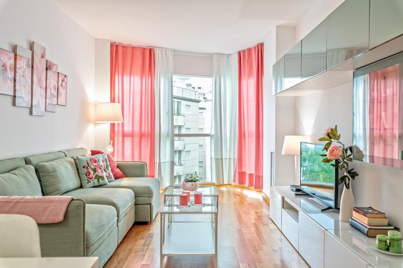 Calido Apartamento Con Piscina En Barcelona Ripollet Eksteriør bilde