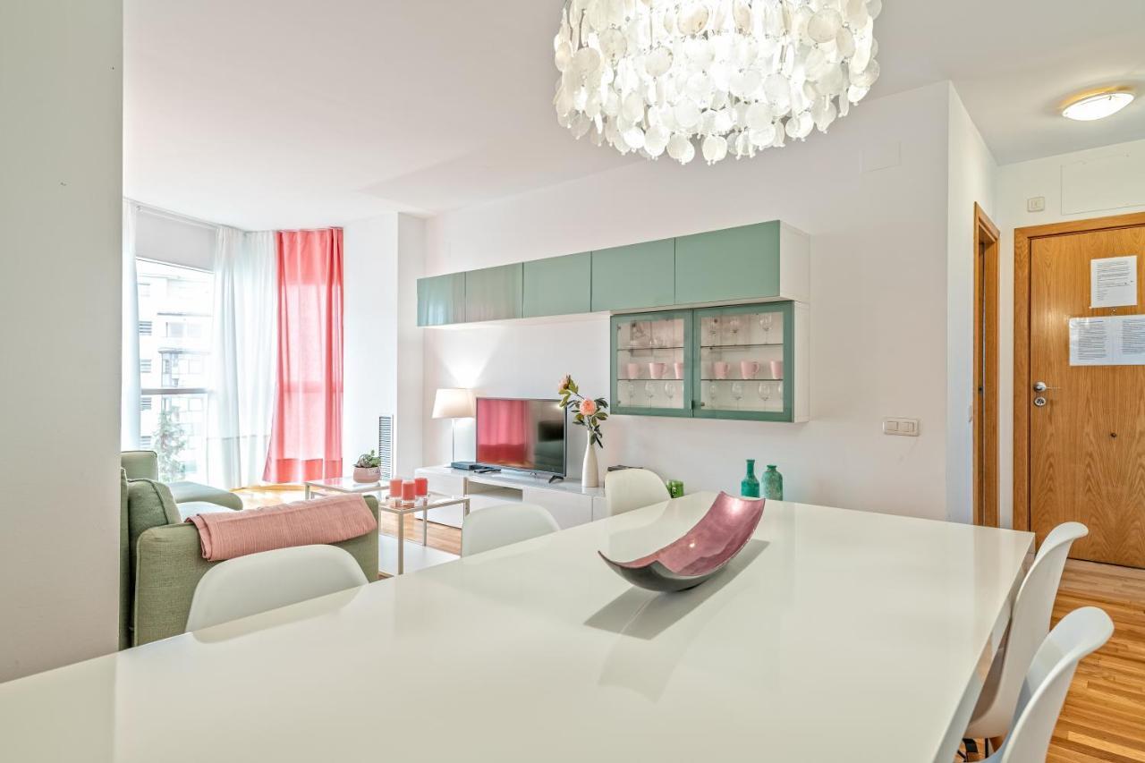 Calido Apartamento Con Piscina En Barcelona Ripollet Eksteriør bilde